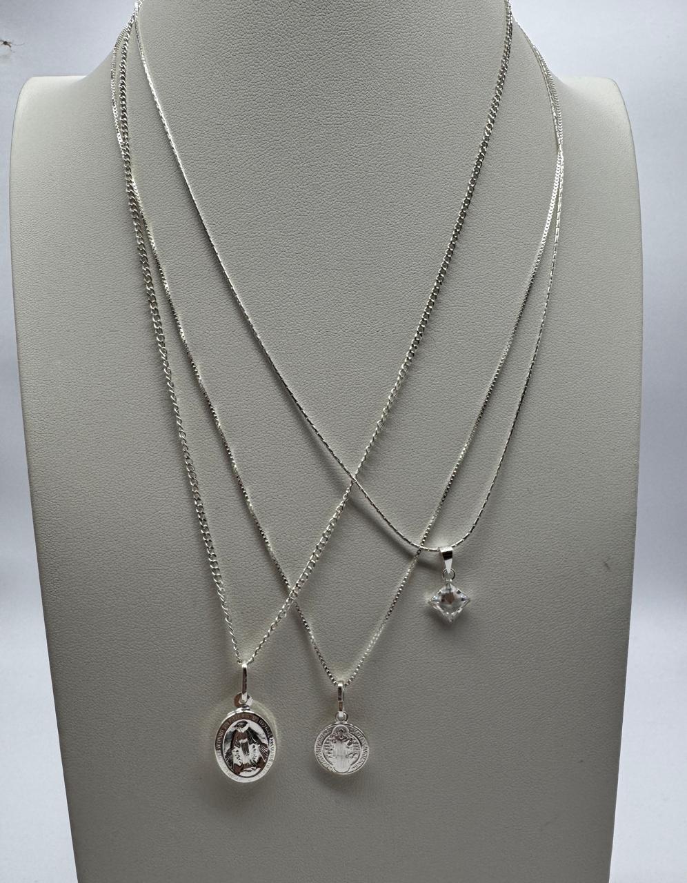 LOTE DE COLLARES AL MAYOR MUJER L11