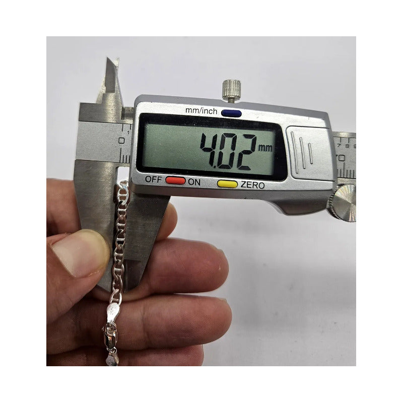 Cadena Gucci hombre plata 925 con diseño atemporal y envío rápido en Chile.