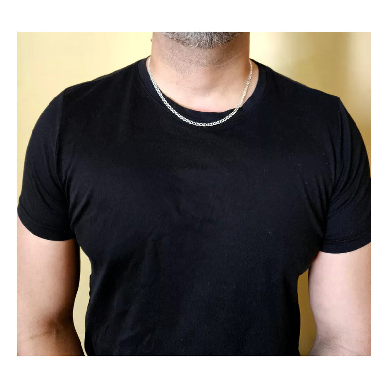 Cadena Gucci plata italiana 925, diseño elegante y sofisticado.