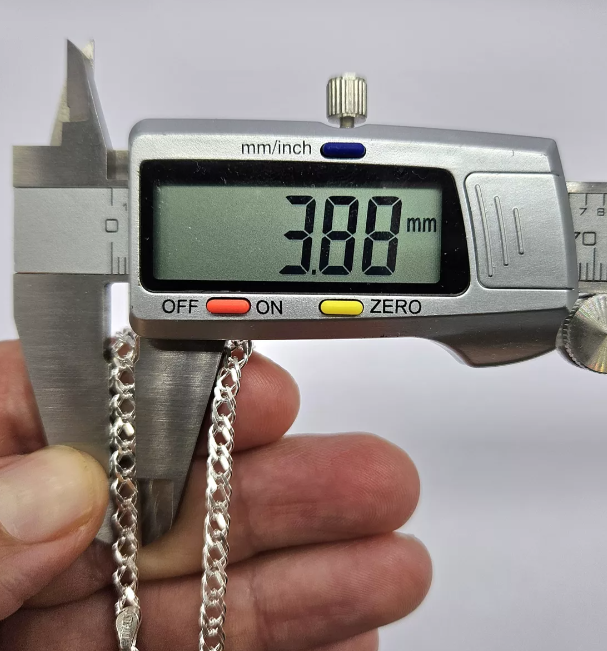 Collar doble grumet plata 925 para hombre, joya exclusiva de estilo atemporal disponible en Chile.