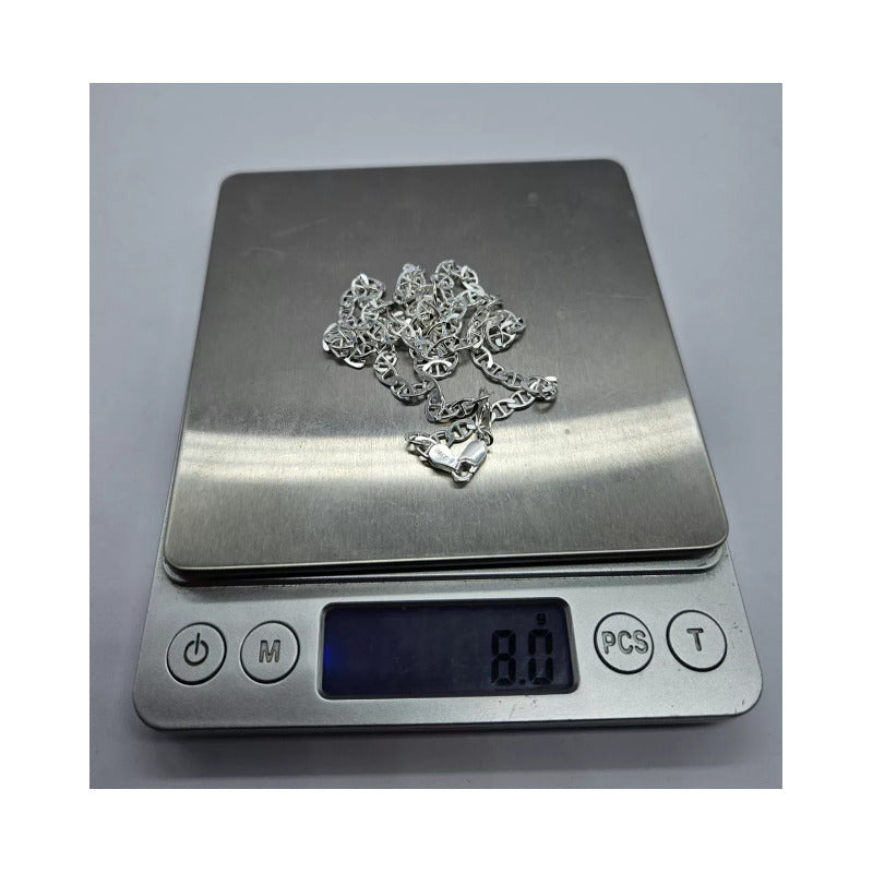 Collar Gucci plata ley 925, joya de estilo clásico y masculino.