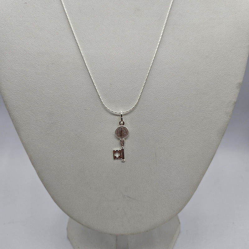 collar religioso llave san benito plata italiana 925