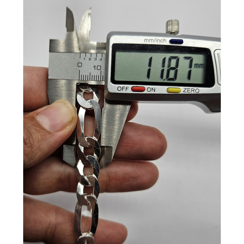 Pulsera Cartier plata ley 925 para hombre, ideal para uso diario o regalo elegante.