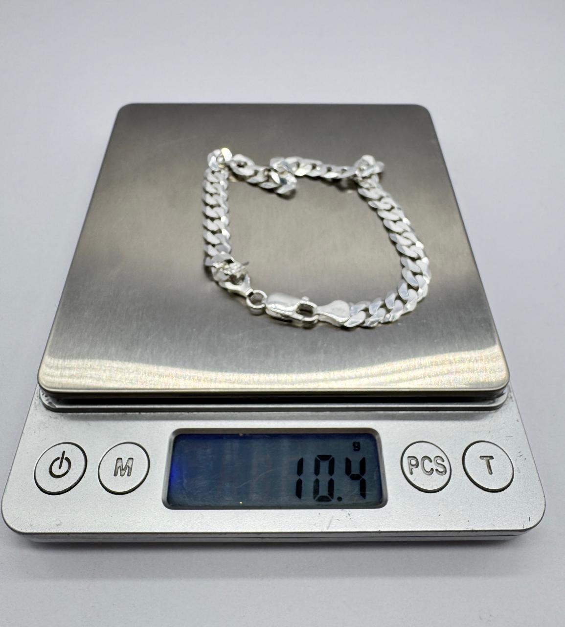 Pulsera masculina grumet de plata ley 925, joya exclusiva y duradera.