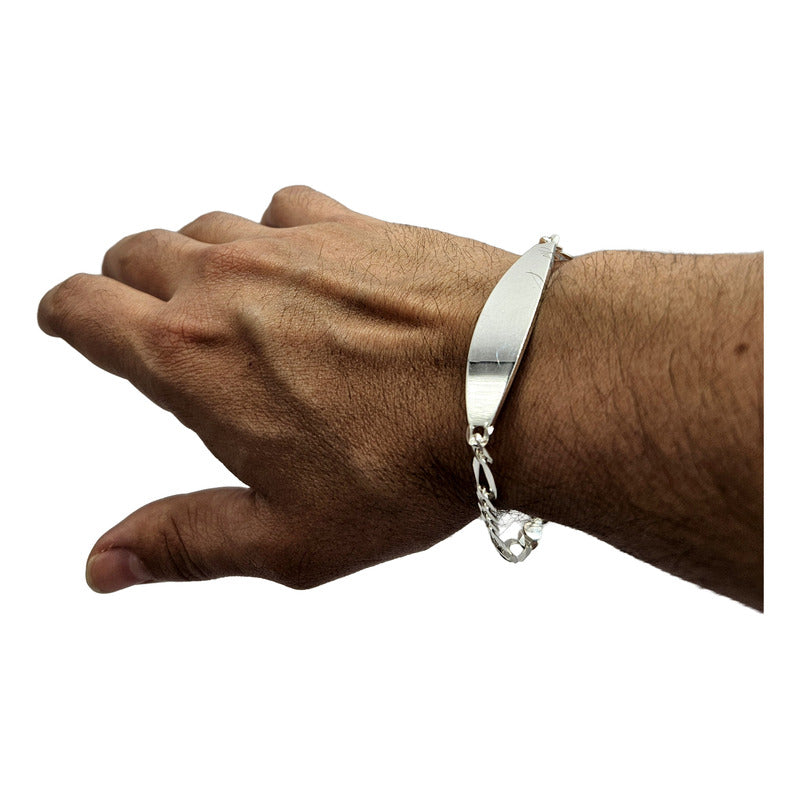 Pulsera piocha Cartier para hombre elaborada en plata italiana 925, diseño elegante y moderno.