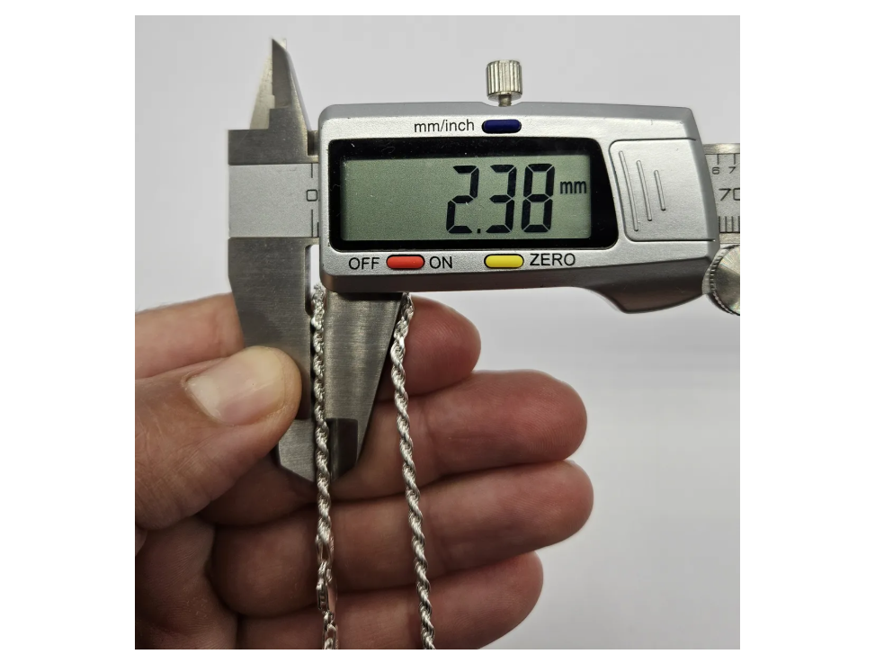 Pulsera exclusiva Turbillon para hombre elaborada en plata ley 925 con diseño italiano.Medidas con vernier.